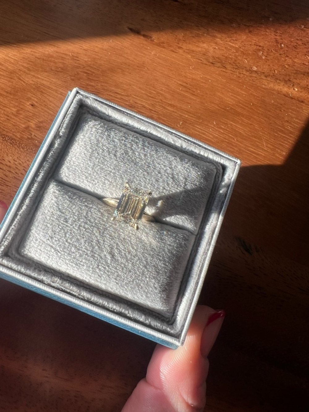 Diamond Ring - Picture 3 of 3